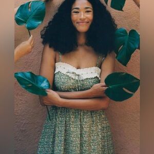 ISO Emma in Green Blooming Meadow Silk Size S or M